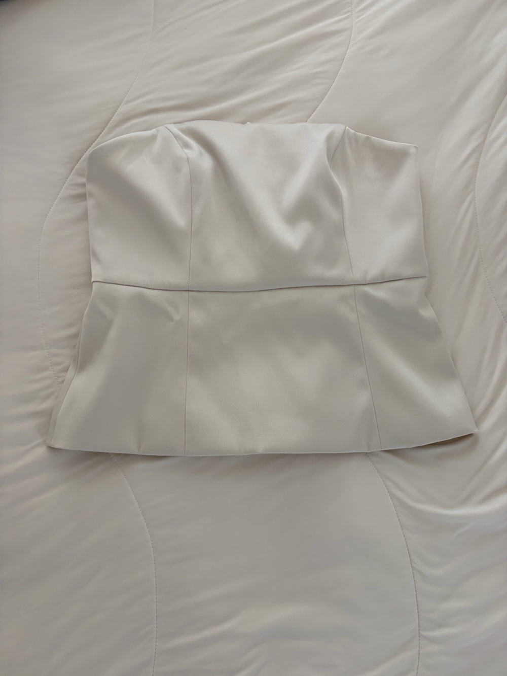Banana Republic Cream Structured Strapless Bustier